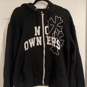 Vintage Black Hoodie Zip-up with White Graphic